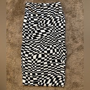 Checkered Fitted Skirt